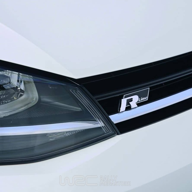 EMBLEME POUR CALANDRE VOLKSWAGEN R LINE